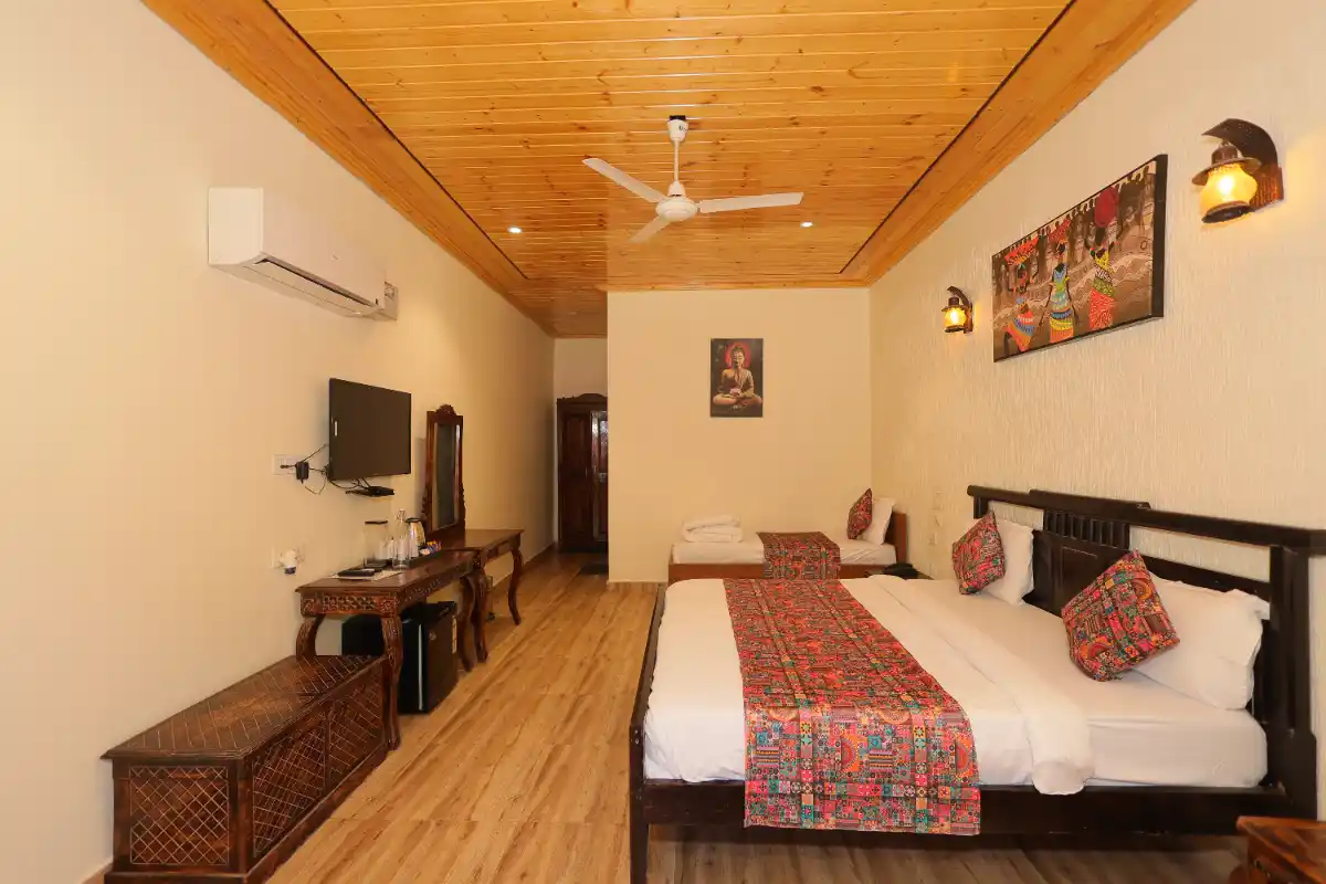Family Cottage Nirvana River Resort