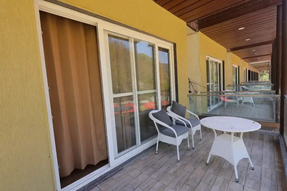 Royal Cottage Ganges view